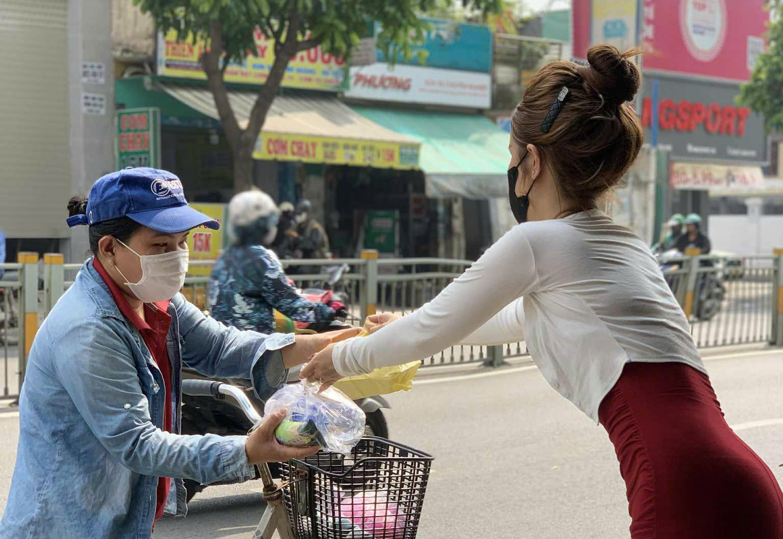 Gen Z và hành trình lan tỏa “sống đẹp” từ những điều giản dị thuy trang 065