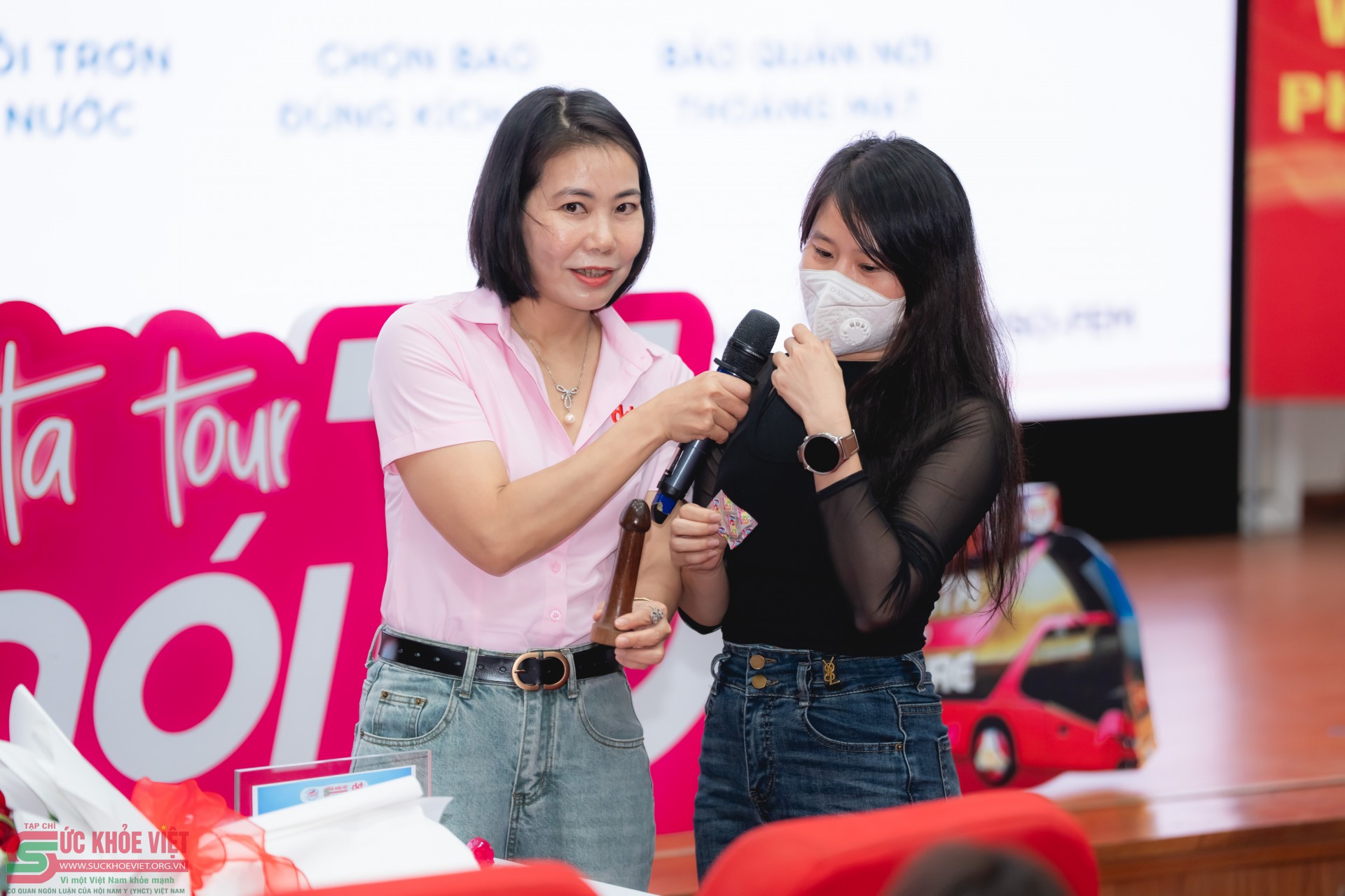 Lan tỏa tri thức – Xây dựng lối sống lành mạnh: Chương trình tuyên truyền SKTD và SKSS cho học sinh, sinh viên Bác sĩ CKI Cao Thị Hồng Chi – Giám đốc Trung tâm Tư vấn dịch vụ SKSS – SKCĐ, Trung ương Hội KHHGĐ Việt Nam chia sẻ tại chương trình.