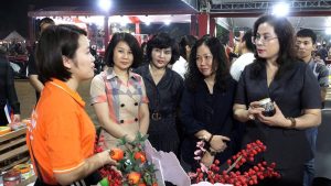 Khai mạc không gian quảng bá đặc sản làng nghề tại Lễ hội Bình Đà 2026