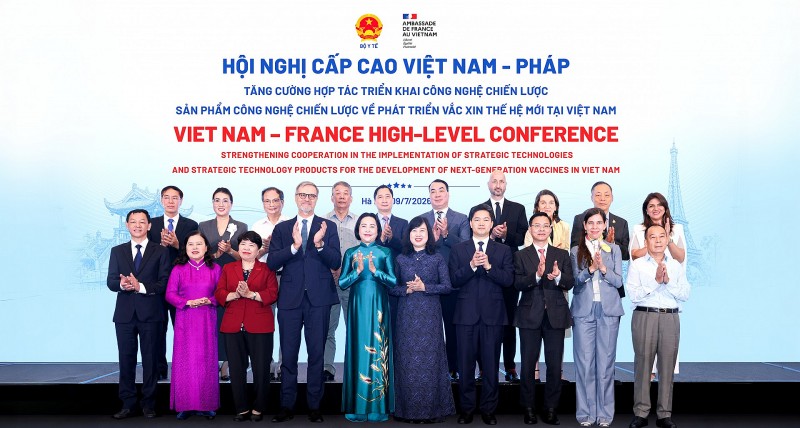 Các vắc xin thế hệ mới theo công nghệ của Pháp sẽ được sản xuất tại Nhà máy Vắc xin và Sinh phẩm VNVC từ năm 2028