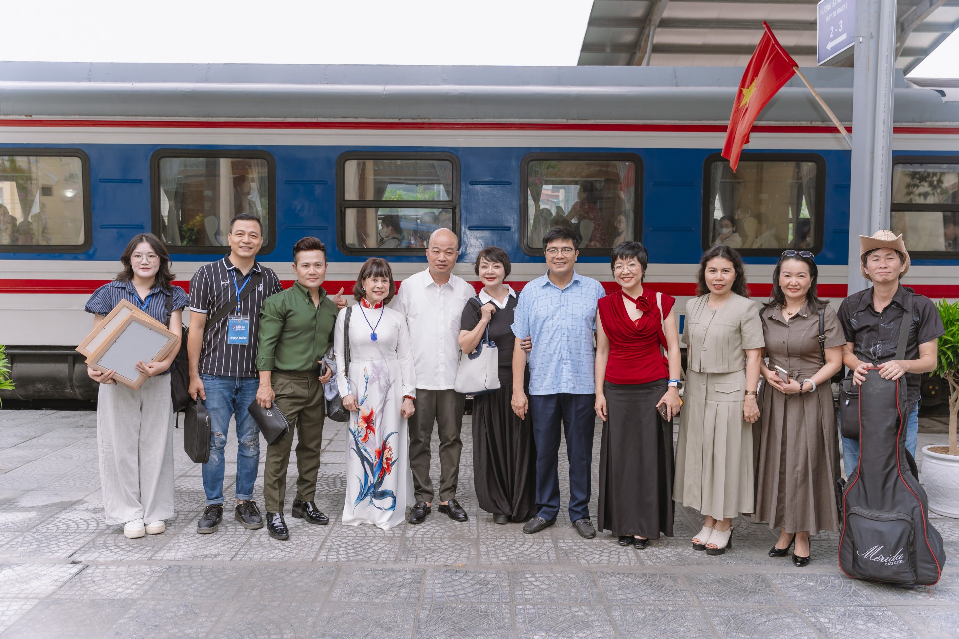 Khúc Ca Blouse Trắng 2026": Giai Điệu Từ Tâm Khơi Mầm Hy Vọng Tại Bệnh Viện Bạch Mai Cơ Sở Ninh Bình dsc0587120260805141454