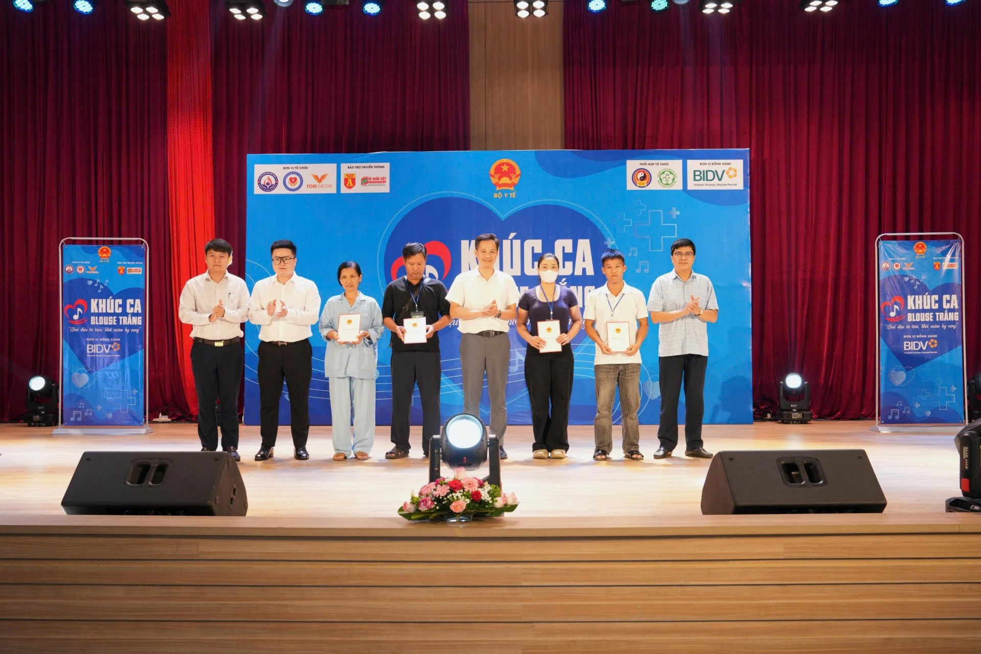 Khúc Ca Blouse Trắng 2026": Giai Điệu Từ Tâm Khơi Mầm Hy Vọng Tại Bệnh Viện Bạch Mai Cơ Sở Ninh Bình img 20260805 13553620260805140549
