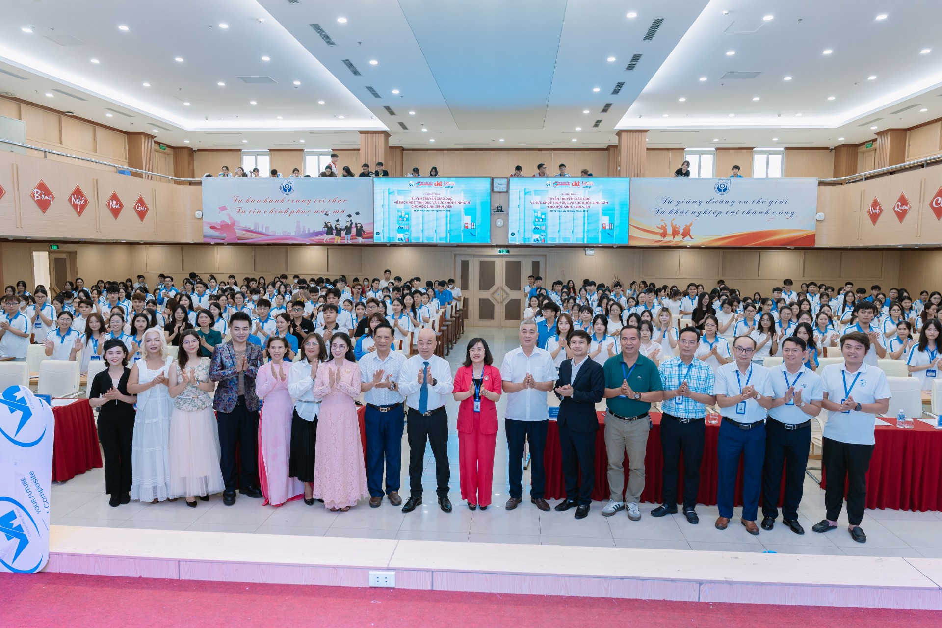 Trang bị kiến thức sức khỏe sinh sản cho giới trẻ: Khi "Chuyện khó, nói to" trở thành chìa khóa tự chủ tương lai dsc0034520260926130234