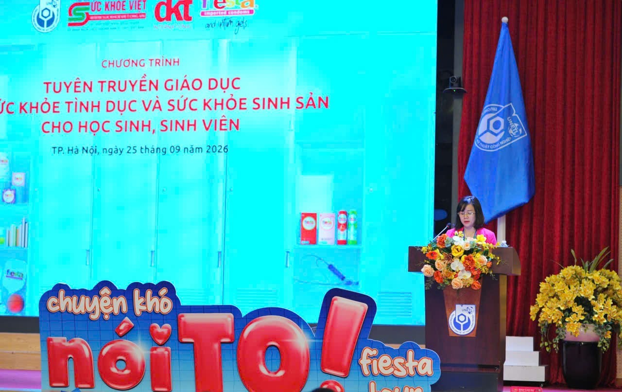 Trang bị kiến thức sức khỏe sinh sản cho giới trẻ: Khi "Chuyện khó, nói to" trở thành chìa khóa tự chủ tương lai PGS.TS Phạm Thị Thu Hoài- Phó Bí thư Đảng ủy, Phó Hiệu trưởng Trường Đại học Kinh tế Kỹ thuật Công nghiệp phát biểu tại chương trình
